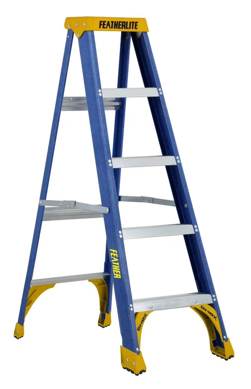 Featherlite 5-Foot Heavy-Duty Fiberglass Stepladder – Lightweight & Stable 1