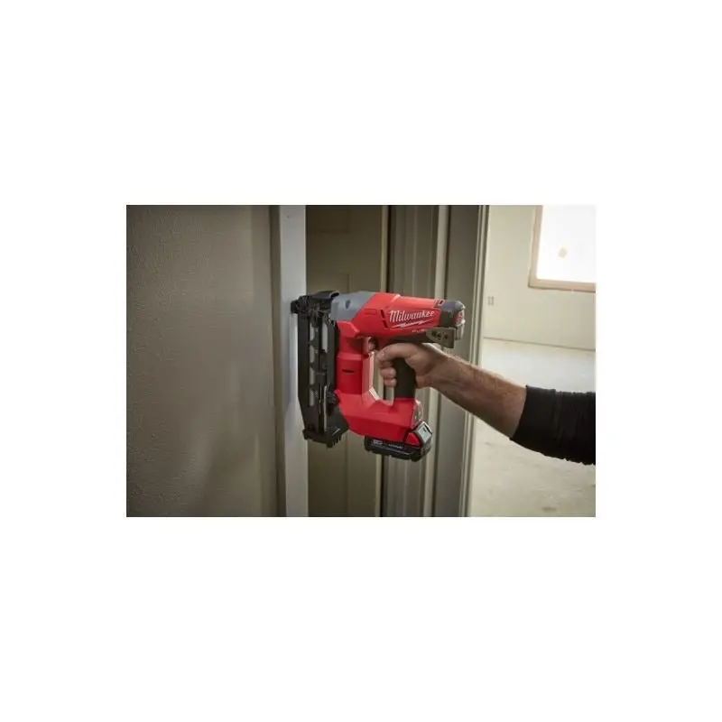 Milwaukee 2741-21Ct M18 Fuel 16-Gauge Straight Finish Nailer Kit — Tool + Battery + Charger 1