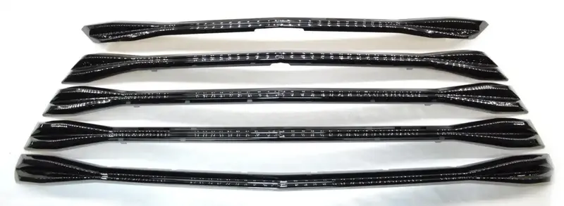 Coast-To-Coast Iwcgi499Blk Grill Overlay – Gloss Black Honeycomb Abs Plastic With Oem-Style Finish 1